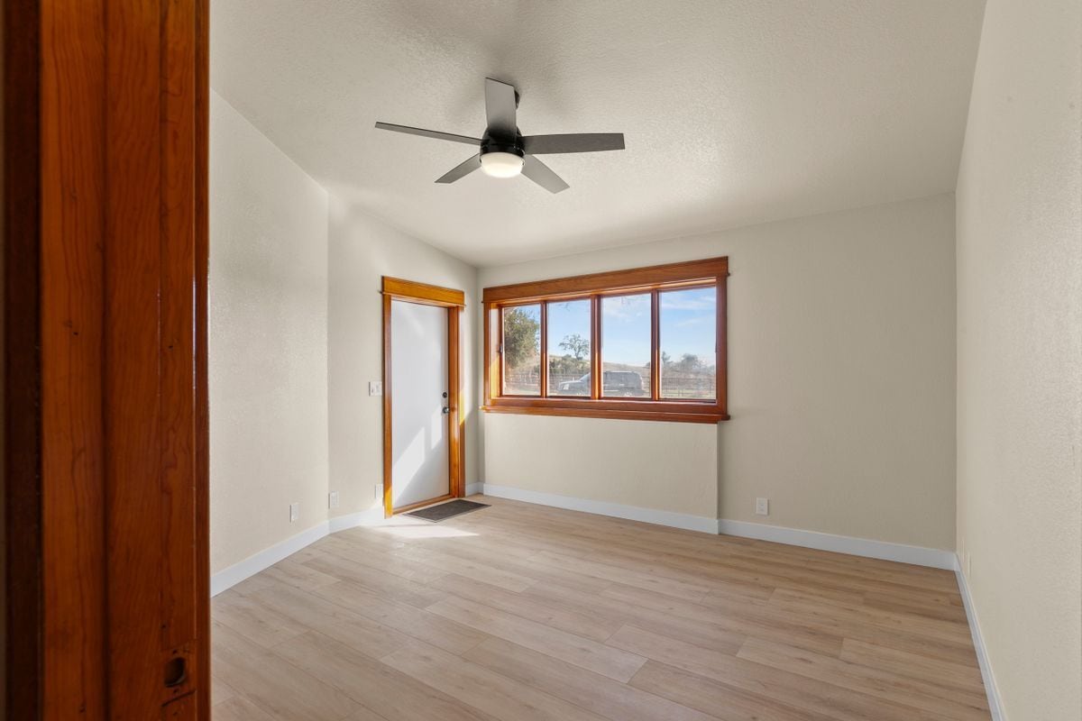 Building Photo - 8850 Rocky Canyon Rd