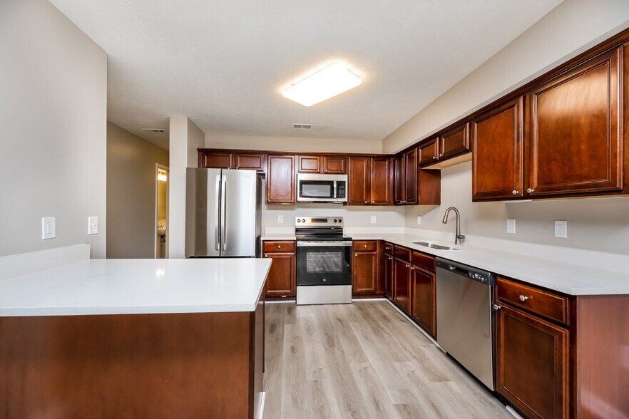 Building Photo - 1216 Elisha Ct