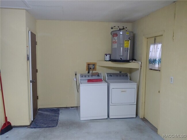 Building Photo - 9282 N Citrus Springs Blvd