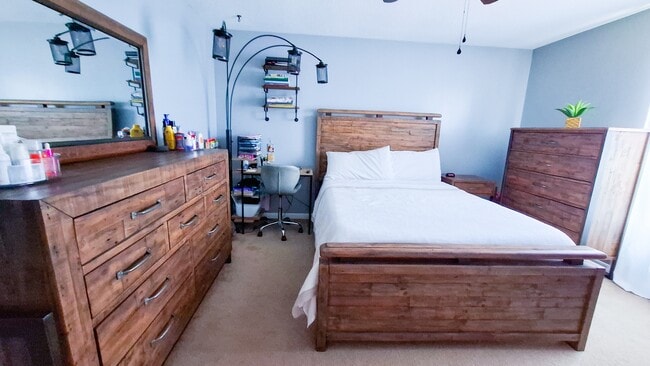 Building Photo - 403 Antler Dr