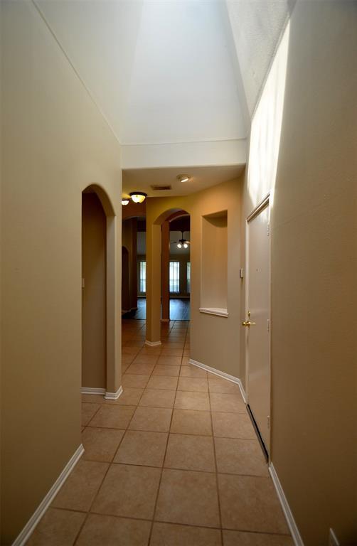 Building Photo - 18 Steep Trail Pl