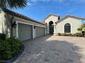 Building Photo - 9262 Rialto Ln
