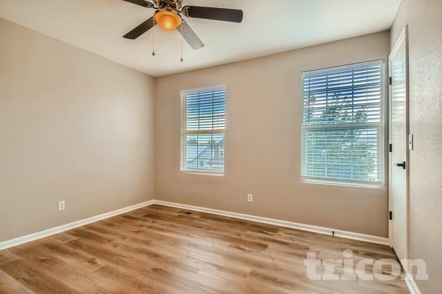 Building Photo - 2175 E 97th Dr