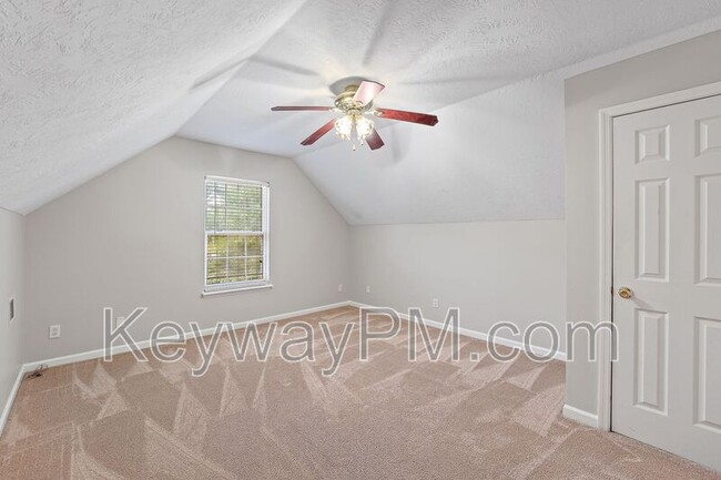 Building Photo - 845 Prairie Ln