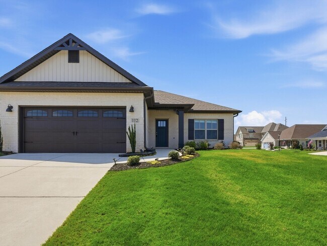 Building Photo - 112 Missouri Dr
