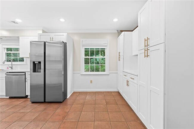 Building Photo - 4496 Windsor Oaks Dr