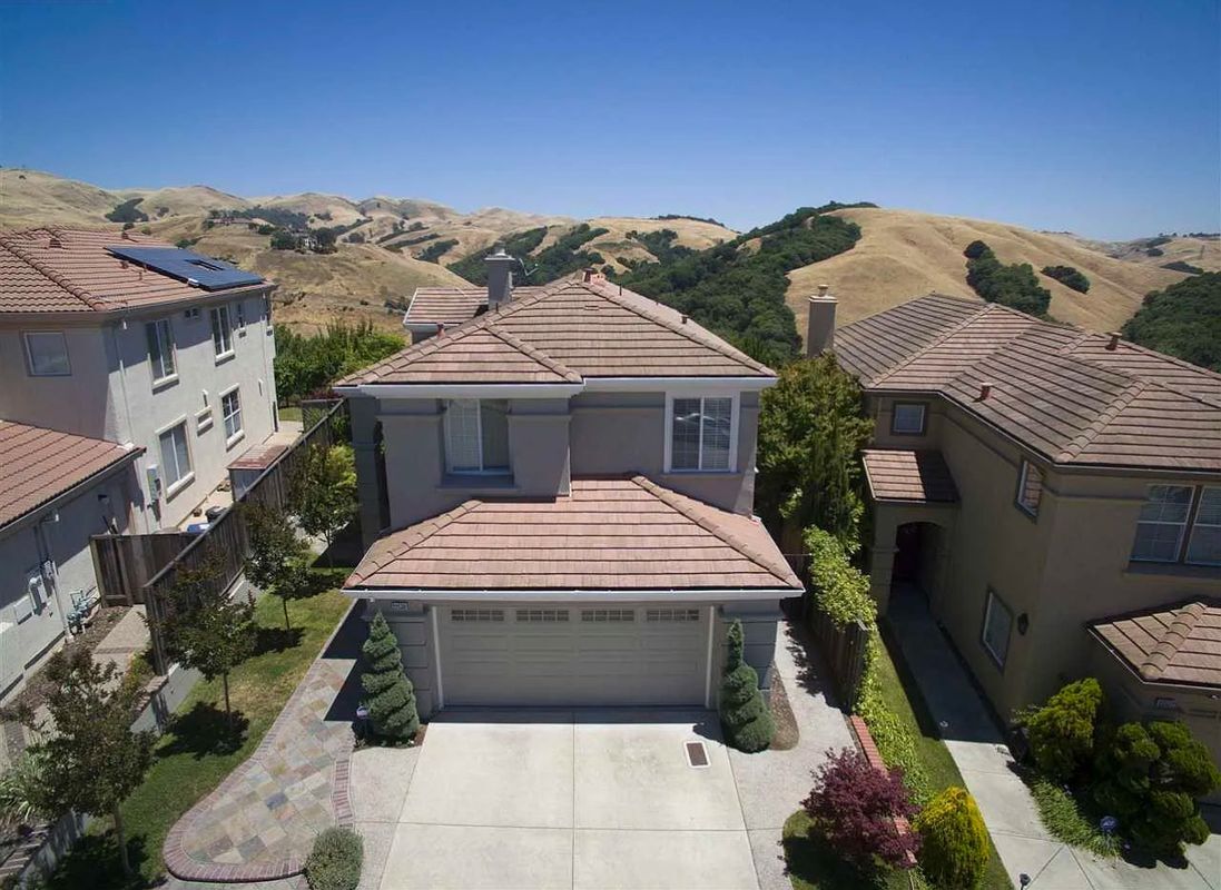 Building Photo - 22530 Princeton Pl