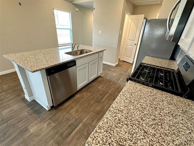 Building Photo - 308 Globe Mallow Cir