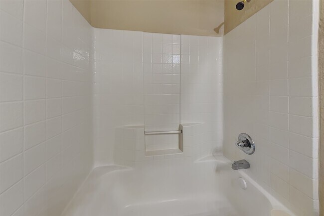 Building Photo - 2822 Wisner Cir