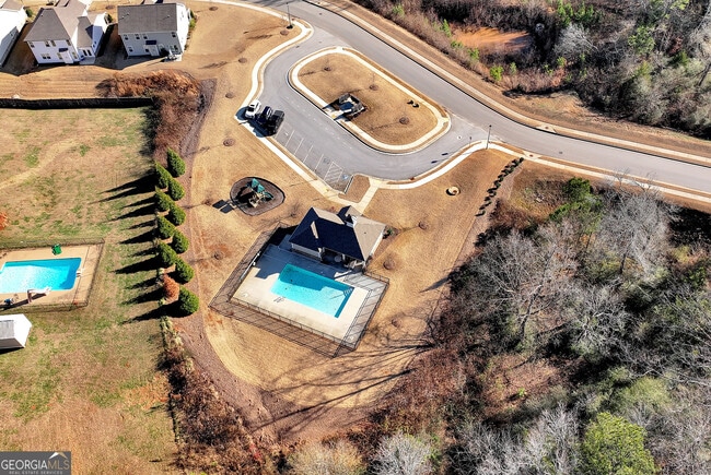 Building Photo - 6968 Manchester Dr