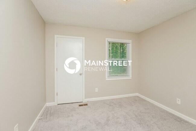 Building Photo - 4 Bedroom Pet-Friendly Home in Powder Spri...