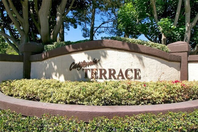 Building Photo - 123 Valley View Terrace