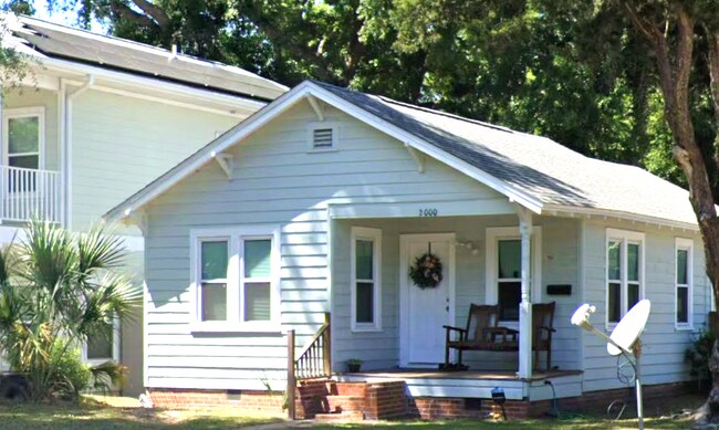 Primary Photo - 2000 W Gregory St