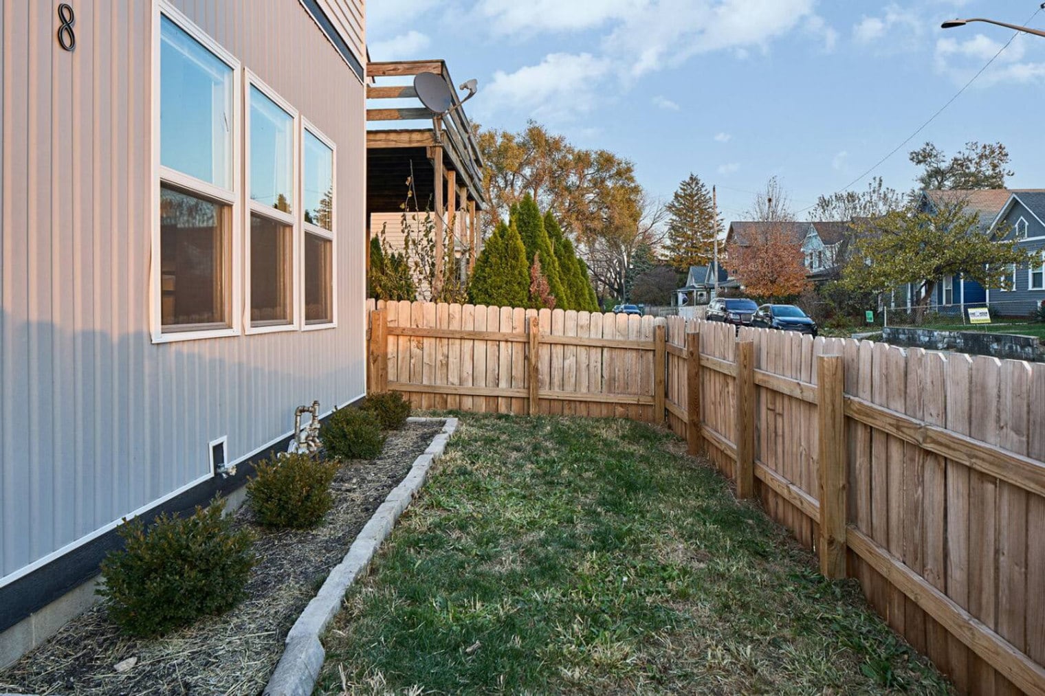 Building Photo - 518 Prospect St