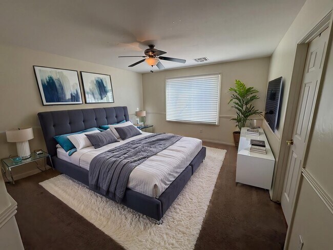 Building Photo - Vail School District 3 bedroom two bath