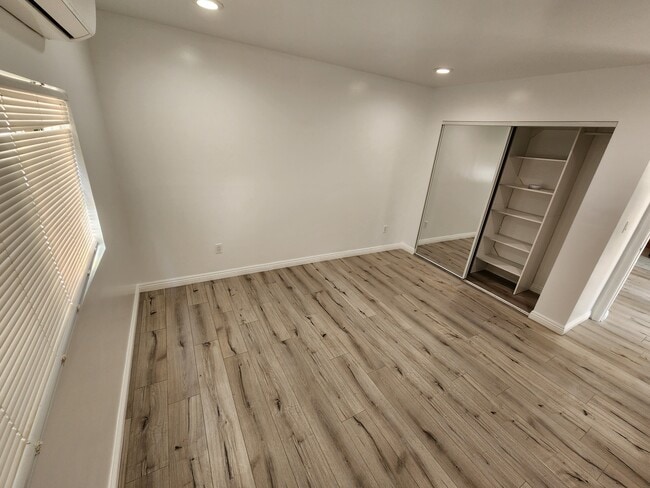 Building Photo - 13583 Correnti St