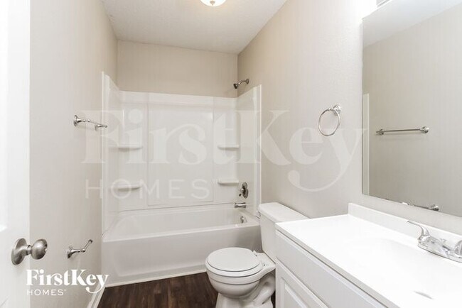 Building Photo - 8646 Coralberry Ln