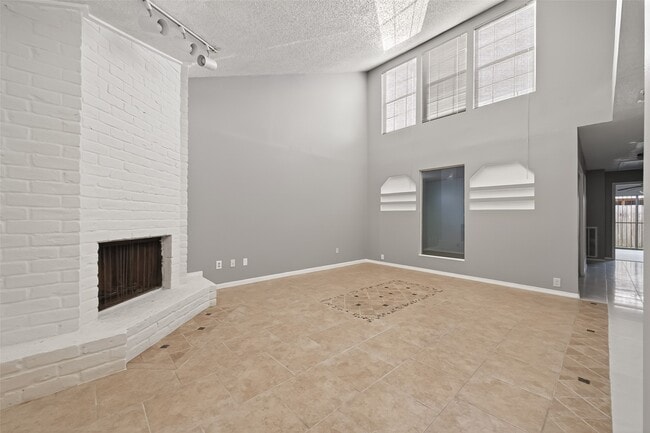 Building Photo - 4410 Wildacres Dr