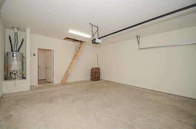 Building Photo - 4647 Little Meadow Ln