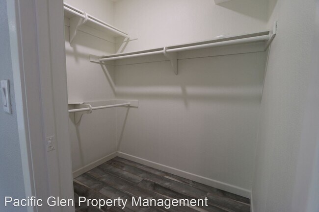 Building Photo - 3 br, 2.5 bath House - 7903 Via Magdalena