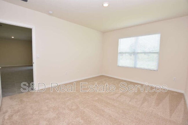 Building Photo - 5552 Siltstone St