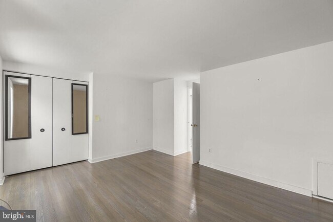 Building Photo - 12 Coats Bridge Pl