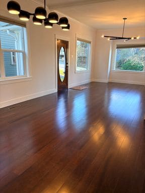 Building Photo - Charming & Updated Phinney Ridge Bungalow!