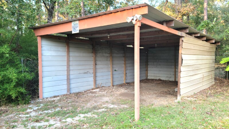 Building Photo - 2100 Hill Top Ct