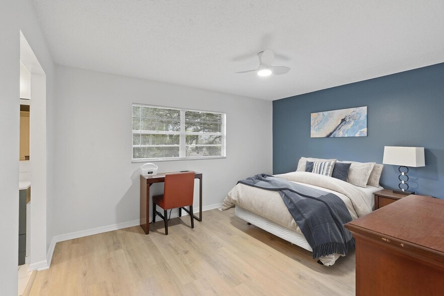 Building Photo - 5348 Hillock Ct