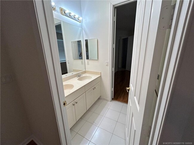 Building Photo - 2529 SW Park Meadows Trail