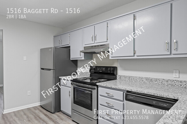 Building Photo - Ringgold Remodeled 2Bed/1Bath Duplex w Cen...