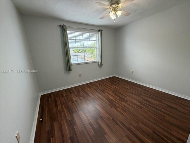Building Photo - 14444 SW 92nd Terrace