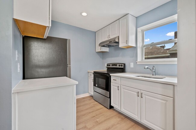 Building Photo - 4631 Torley St