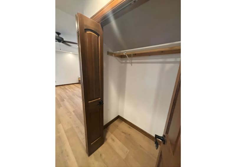 Building Photo - 3820 E Vendavel St