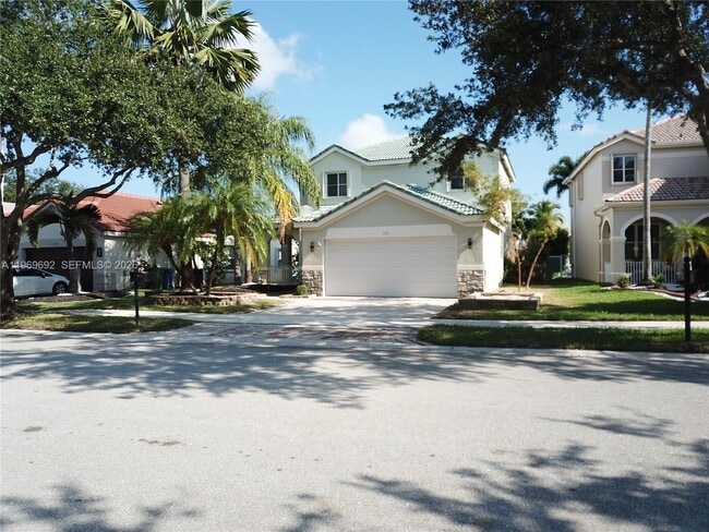 Building Photo - 833 Vista Meadows Dr