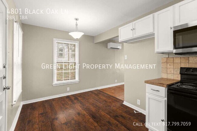 Building Photo - 4801 Black Oak Ln