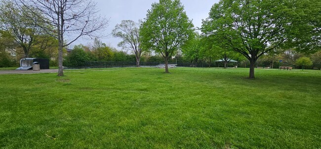 Building Photo - 988 Butter Creek Ct