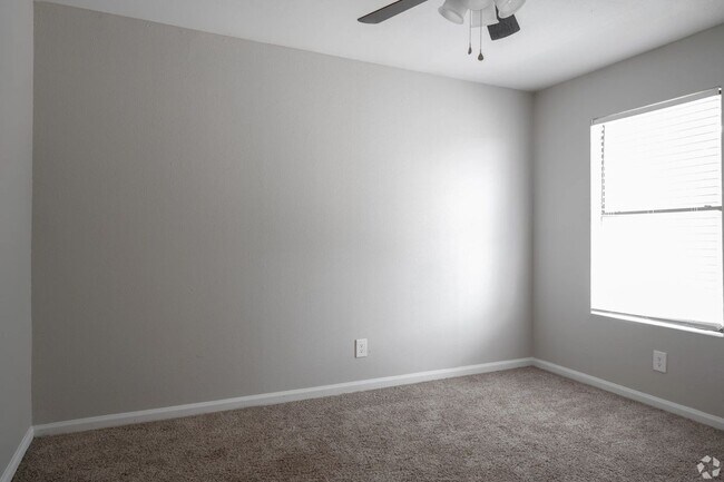 Building Photo - 10300 Golden Meadow Dr
