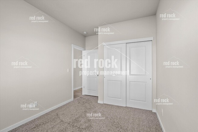 Building Photo - 1 N Bolivar Rd
