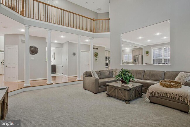 Building Photo - 12902 Crickmore Trace