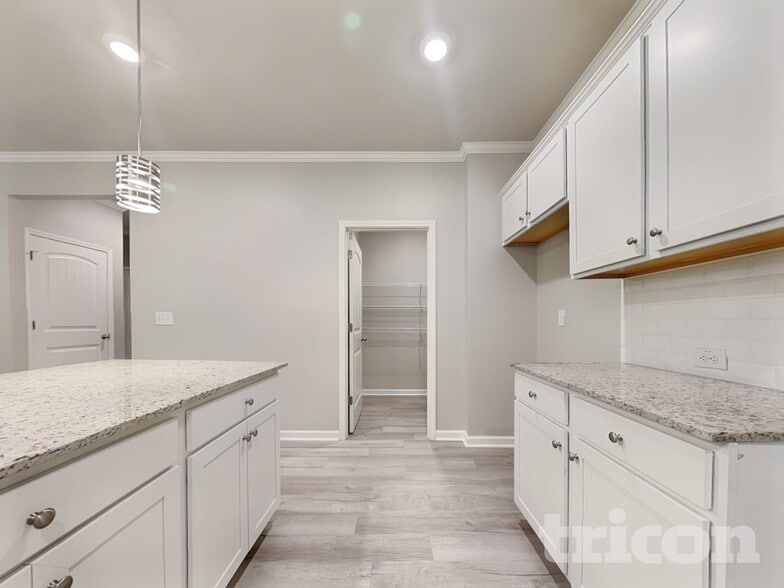 Building Photo - 243 Hummingbird Trail