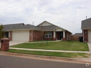 Building Photo - Great House in Deer Creek Schools