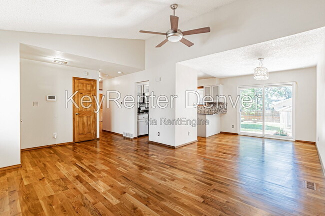 Building Photo - 4423 S Elati St
