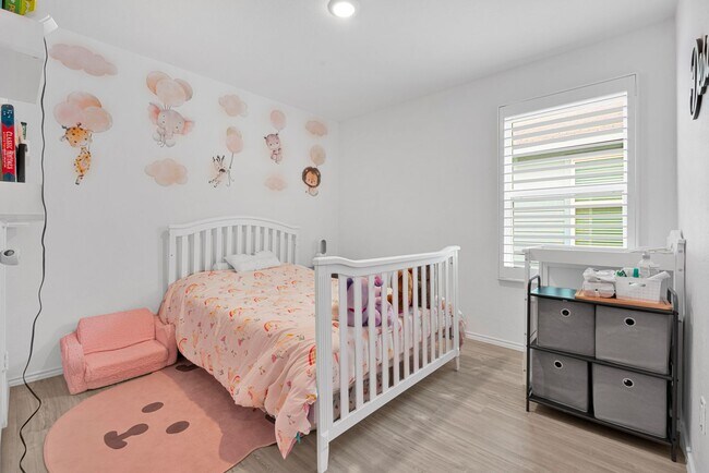 Building Photo - Cozy 3 Bedroom Home on San Antonio's Far West Side!