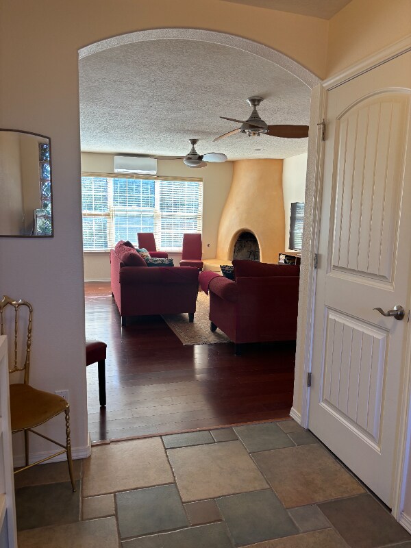 Building Photo - 24 Fleetfoot