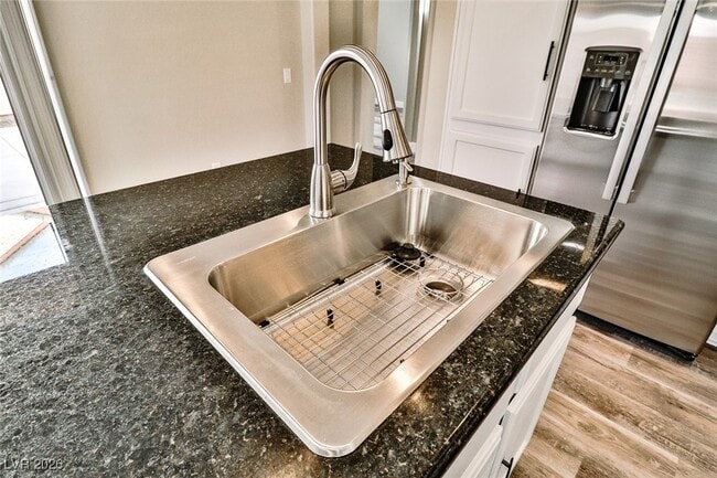 Building Photo - 2387 Brunswick Bay St