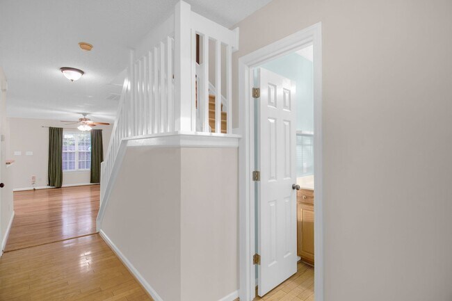 Building Photo - Keswick Place Townhome