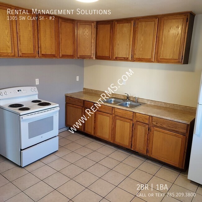 Building Photo - 1305 SW Clay St