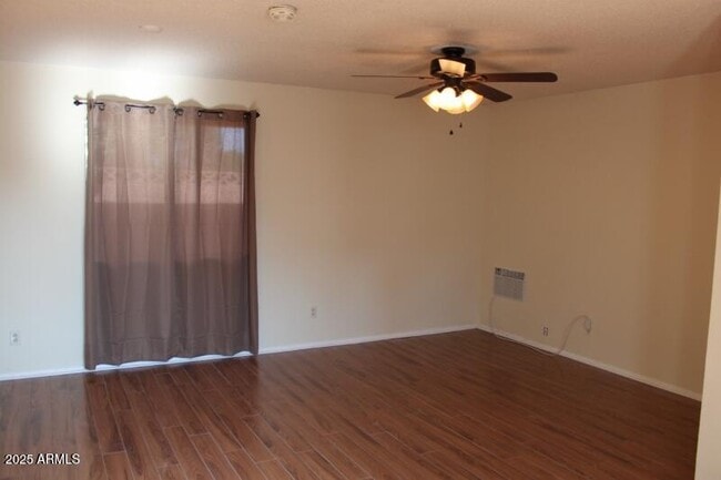 Building Photo - 2605 S Rita Ln
