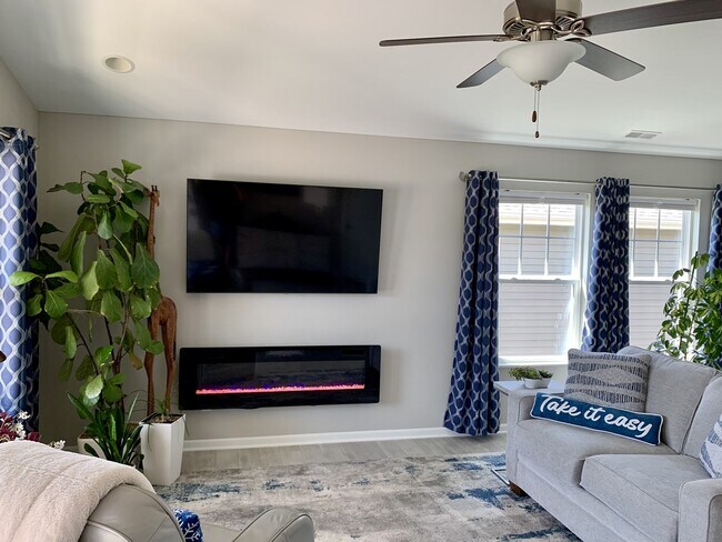 Building Photo - 104 Emerald Dr